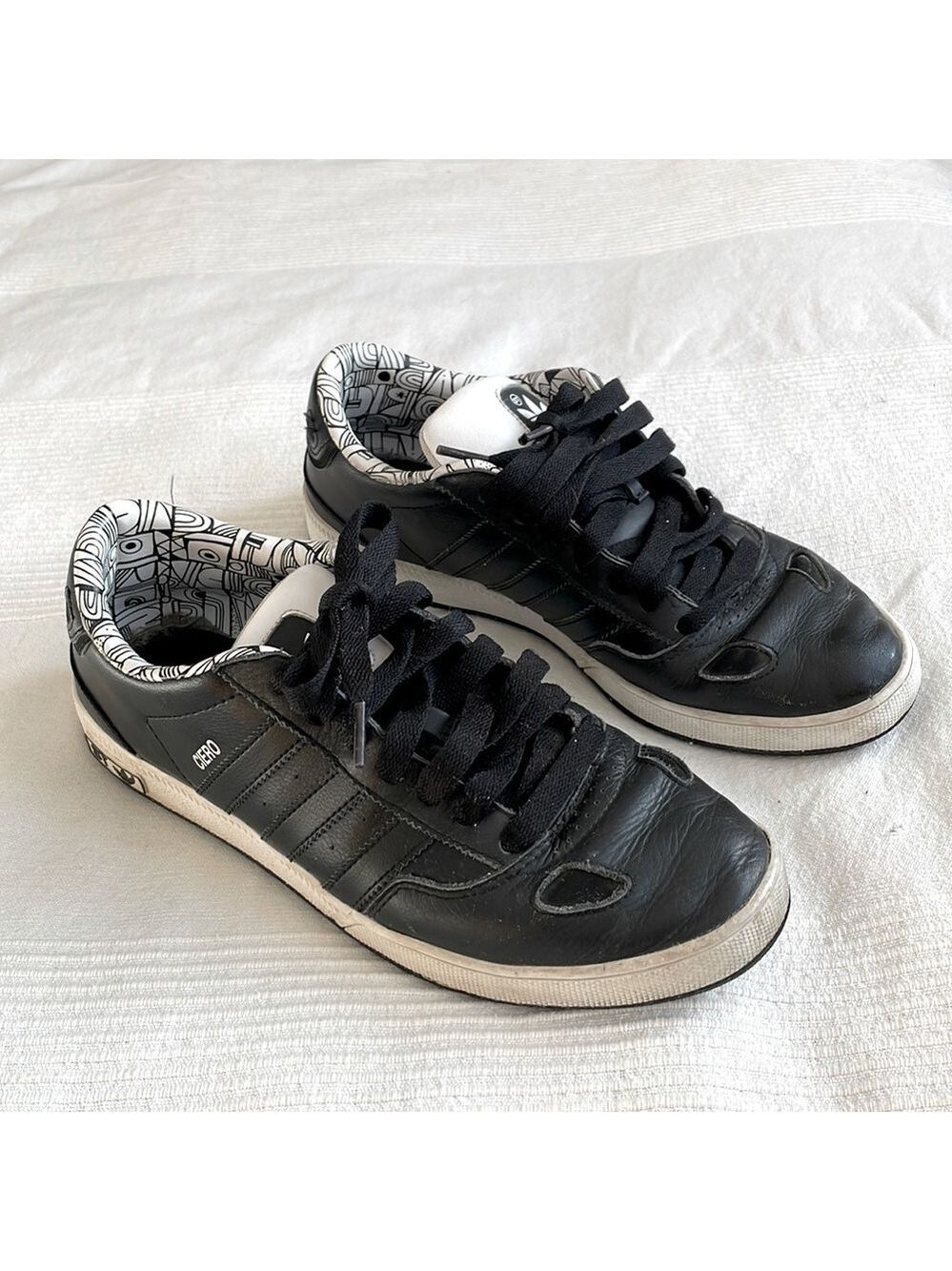 ADIDAS Ciero ST Sneakers Size 9
